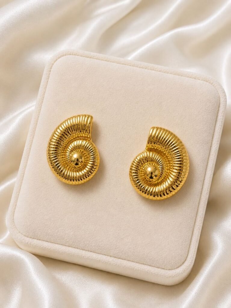 Pendientes caracola dorados