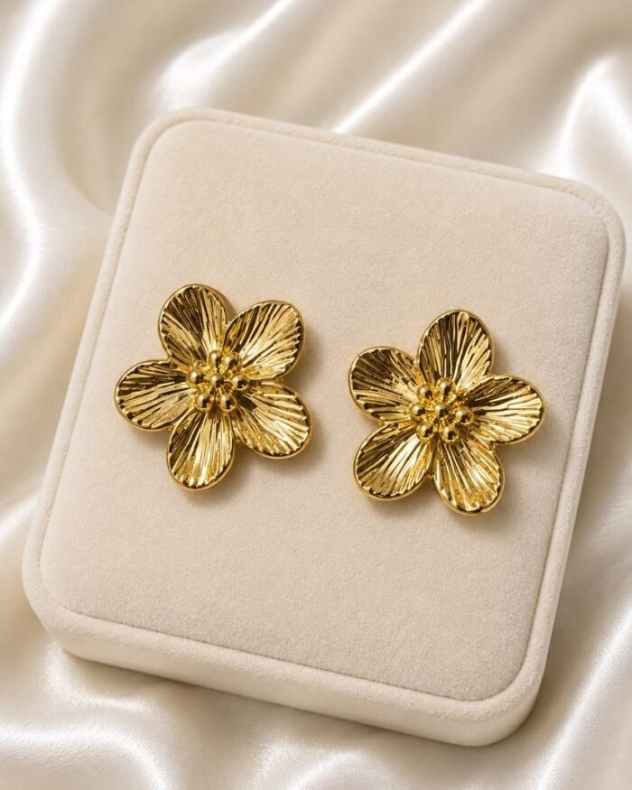 Pendientes flor dorados